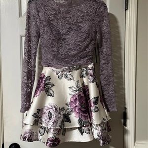 Short knee-length prom dress